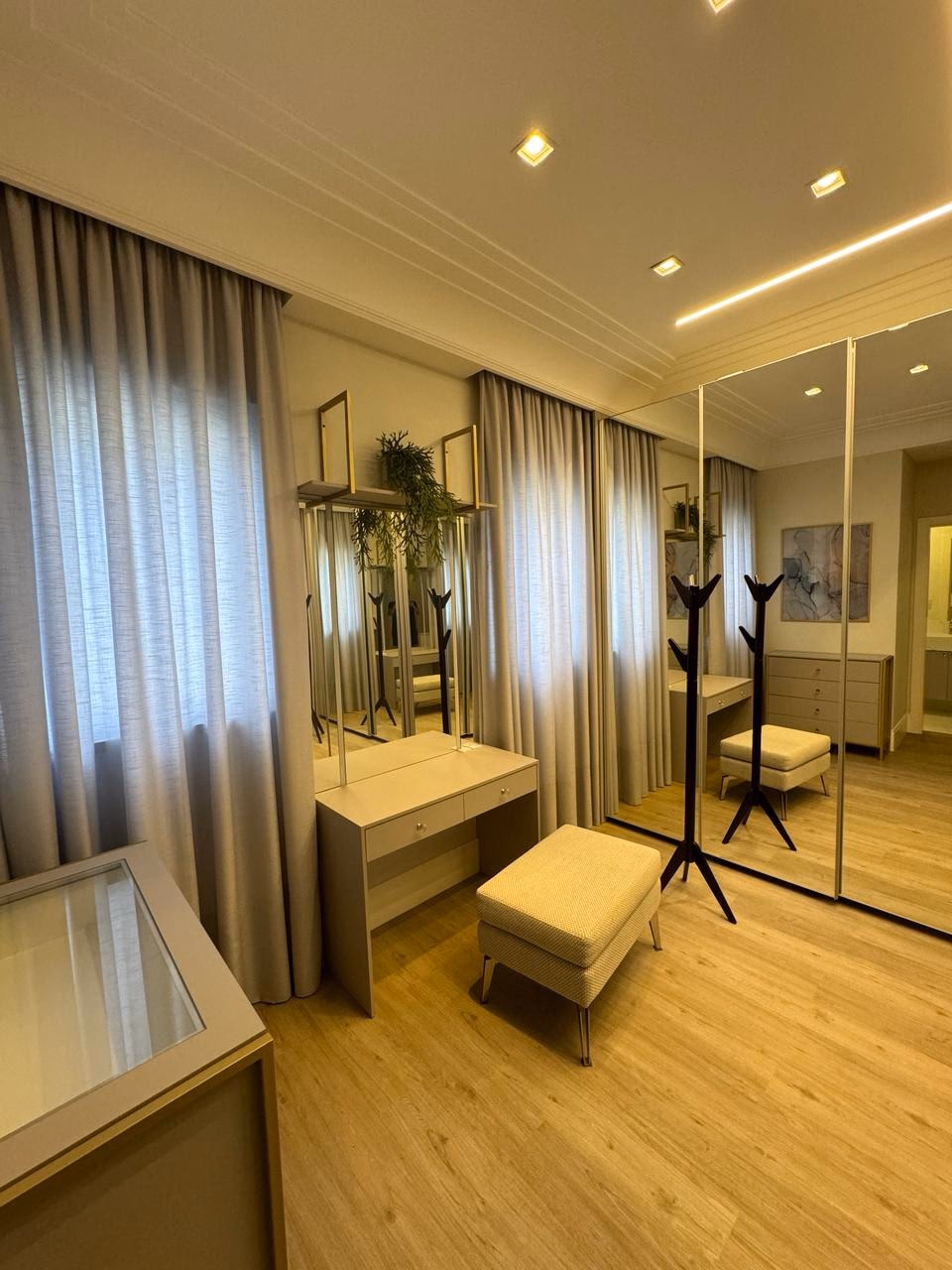 Apartamento 3 suítes em Centro — Centro, Itapema
