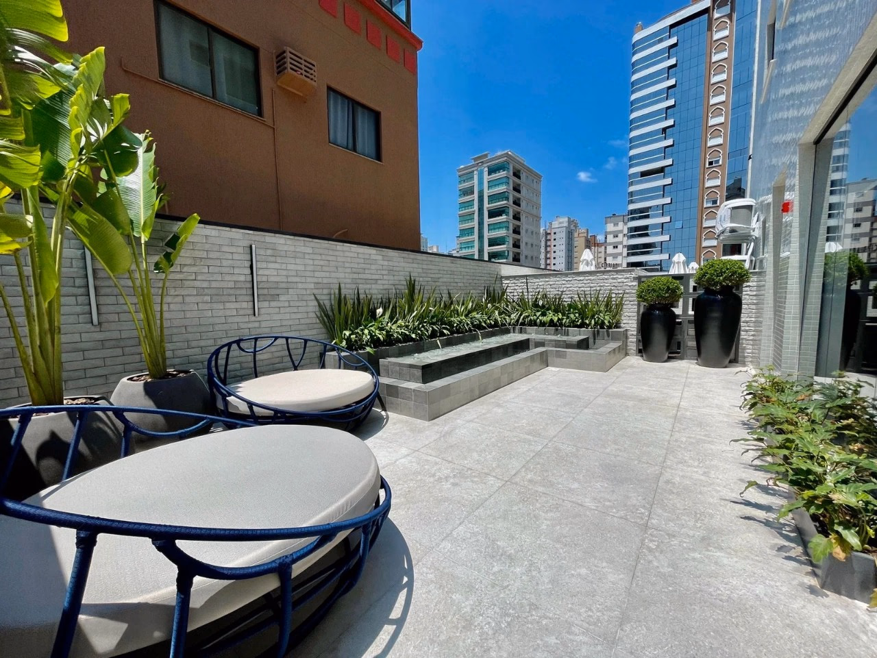 Residencial Acqua Blue - Rua 269, Bairro Meia Praia, Itapema - SC (13)