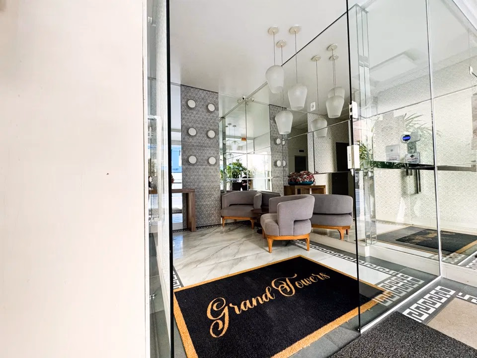 Grand Towers Residence - Rua 242, Bairro Meia Praia, Itapema - SC (2)