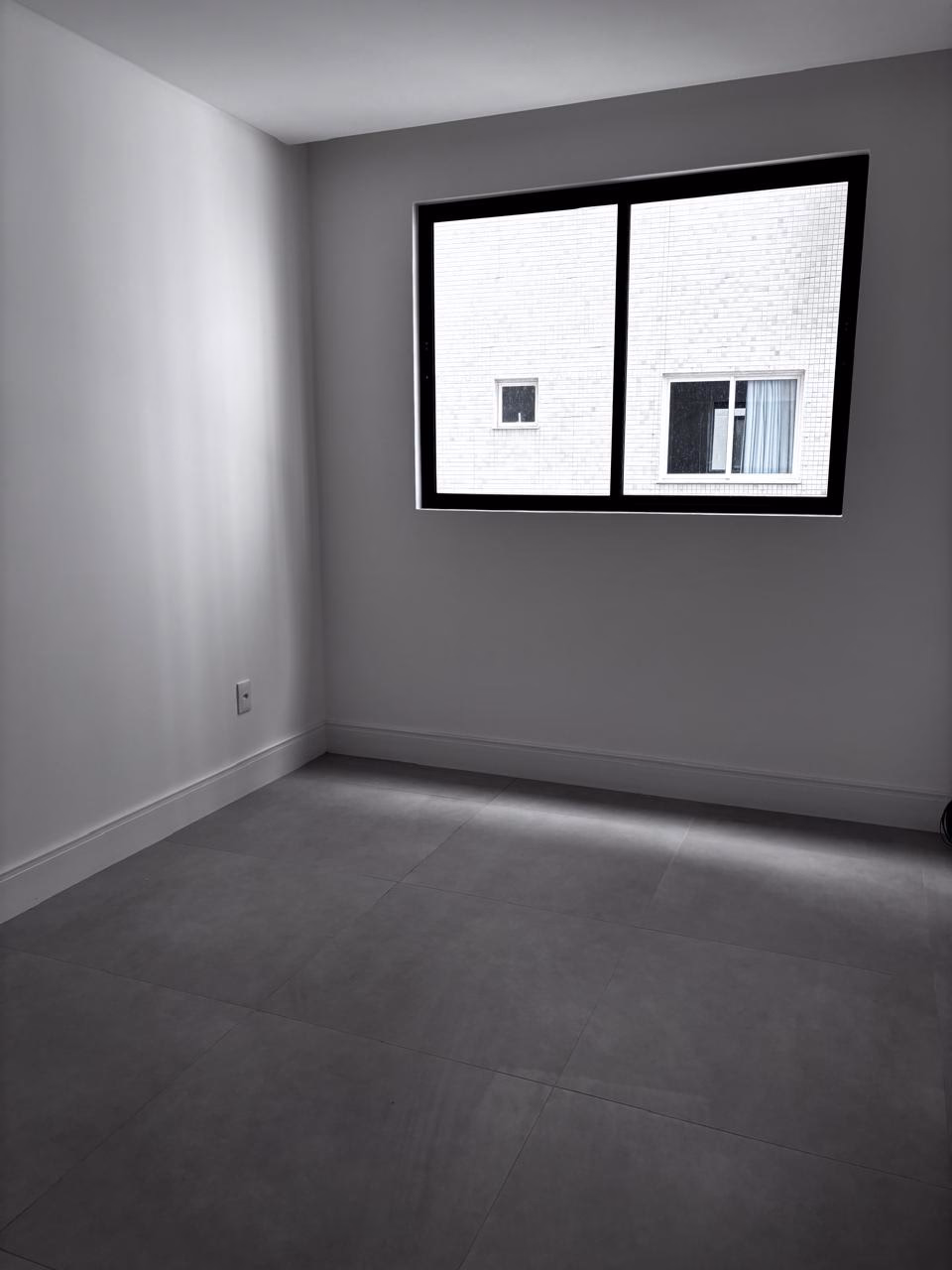 Apartamento 3 suítes em Meia Praia — Meia Praia, Itapema
