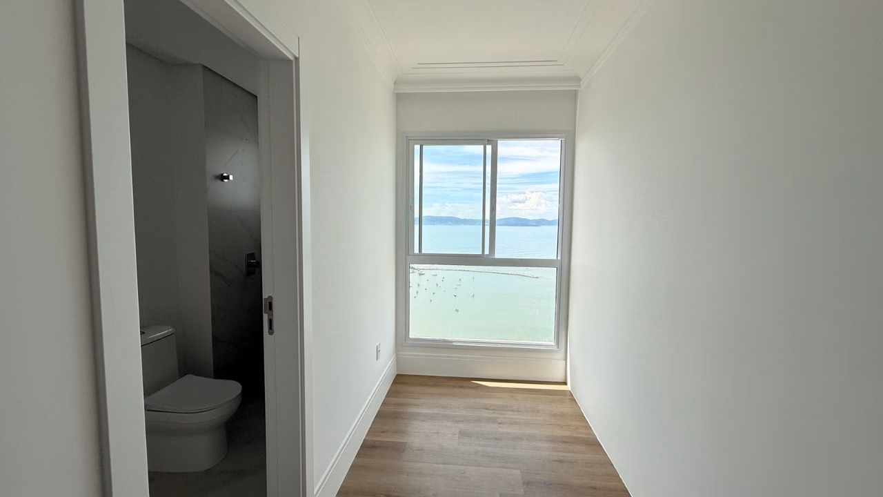 Apartamento 4 suítes em Canto da Praia — Canto da Praia, Itapema
