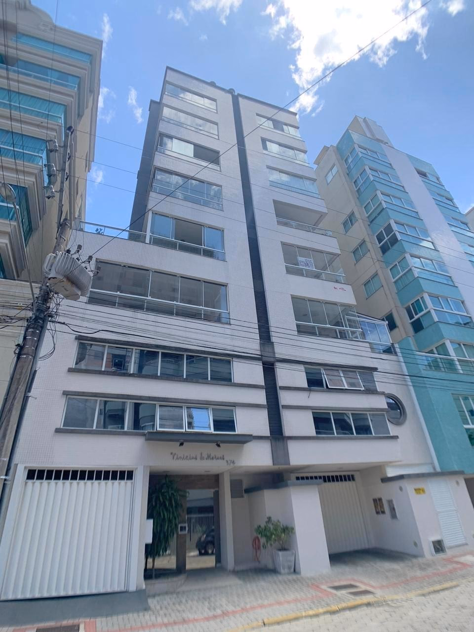 Vinicius de Moraes Residencial — Meia Praia