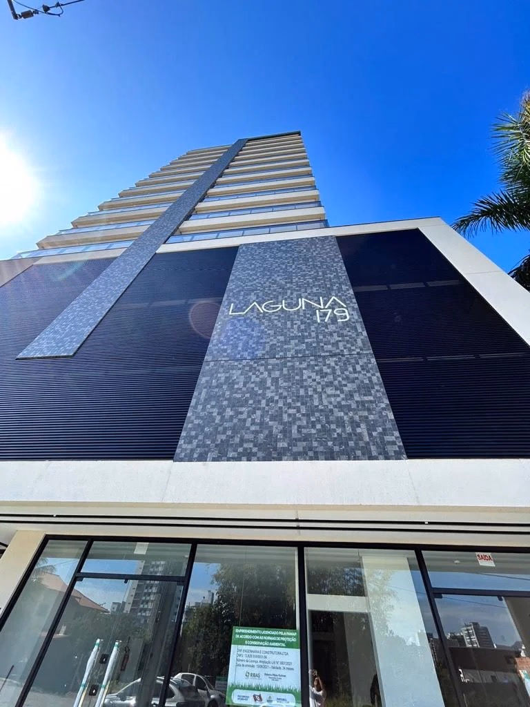 Residencial Laguna, Av