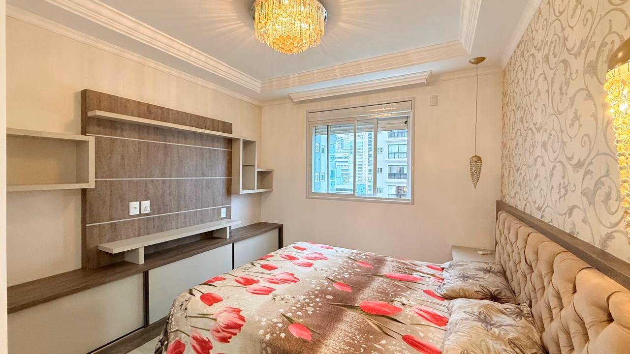 Apartamento 4 suítes em Meia Praia — Meia Praia, Itapema
