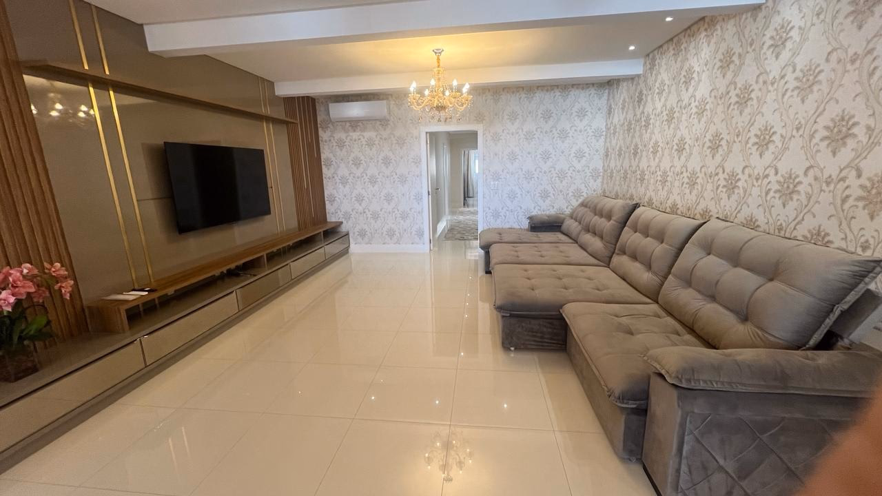 Apartamento 4 suítes em Meia Praia — Meia Praia, Itapema