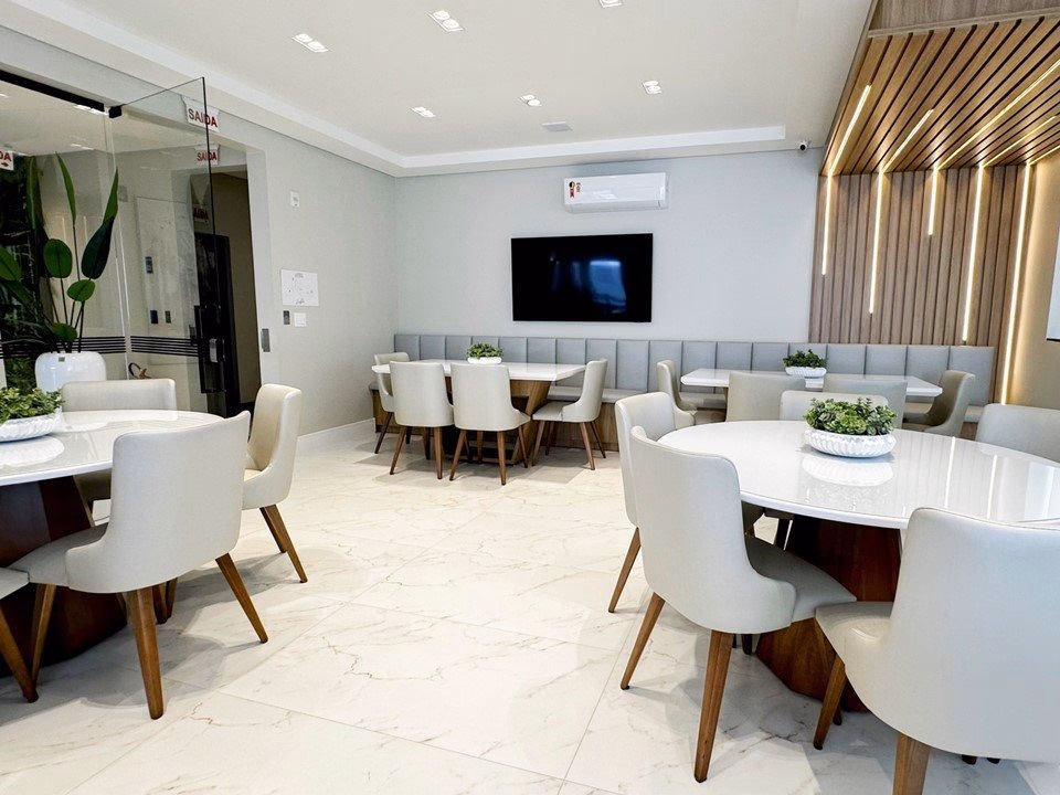 Residencial Long Beach, Rua 240, Bairro Meia Praia, Itapema - SC (6)