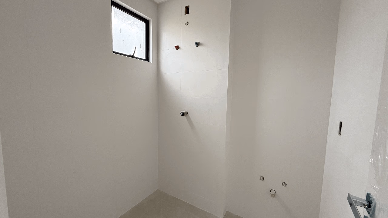 Apartamento 3 suítes em Meia Praia — Meia Praia, Itapema