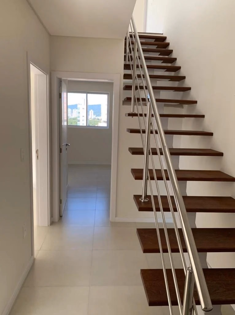 Apartamento 3 suítes em Meia Praia — Meia Praia, Itapema