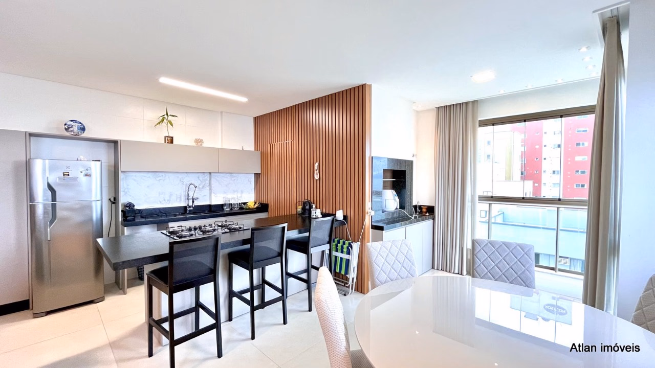 Apartamento 2 suítes em Meia Praia — Meia Praia, Itapema