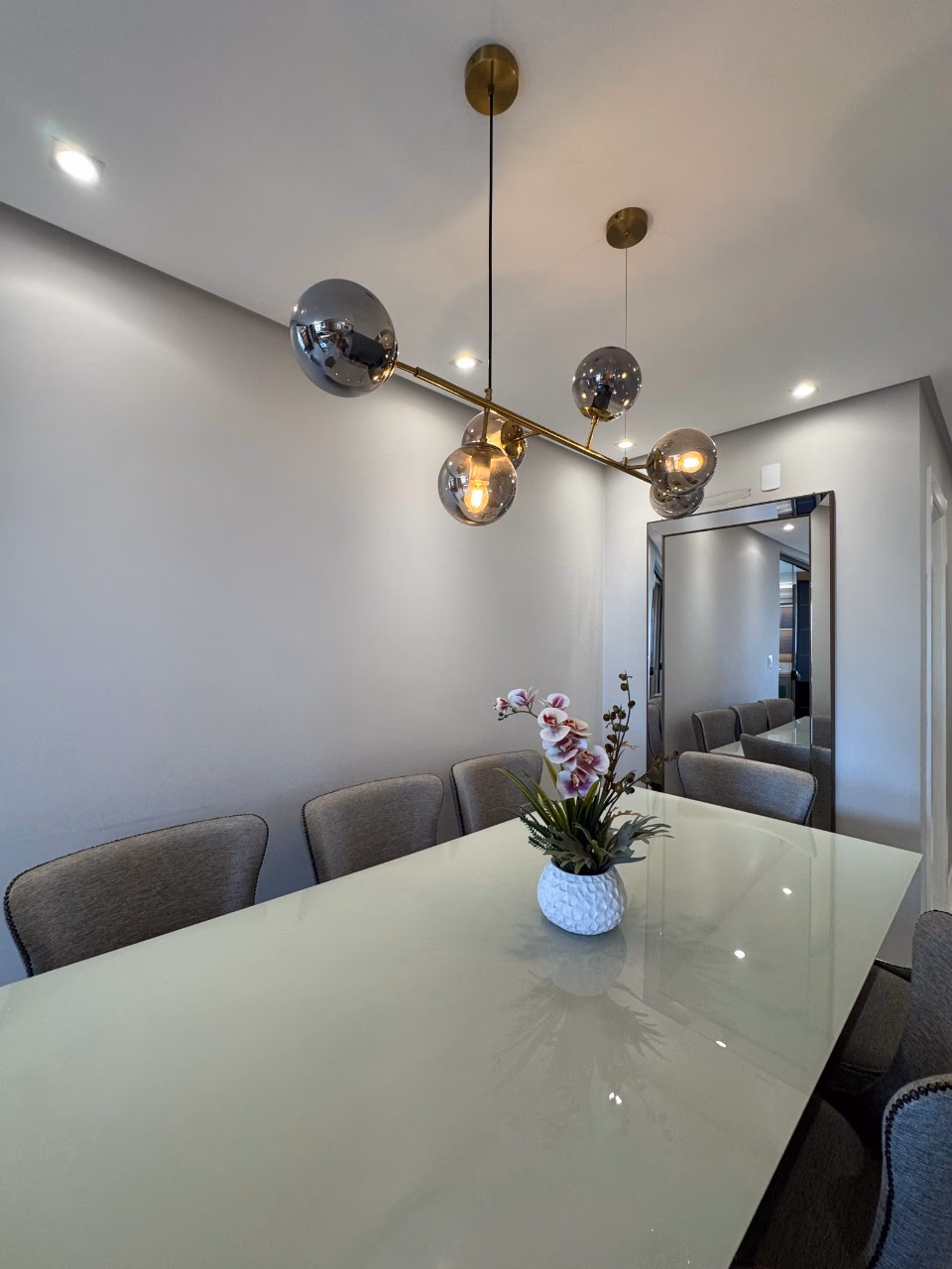 Apartamento 4 suítes em Meia Praia — Meia Praia, Itapema