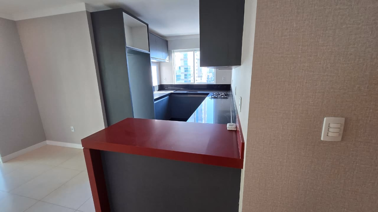 Apartamento 4 suítes em Meia Praia — Meia Praia, Itapema
