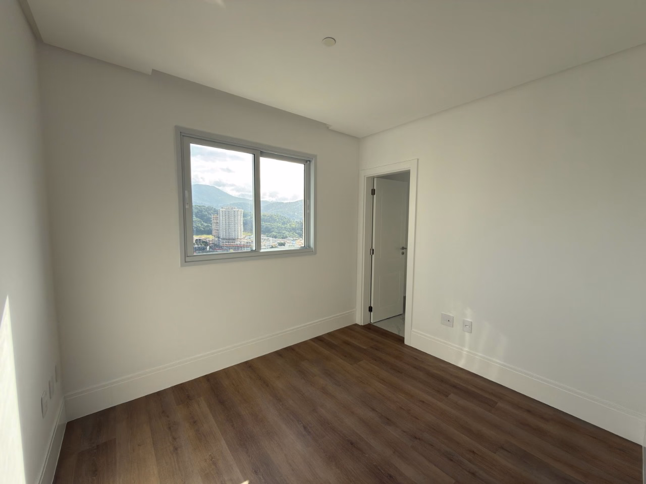 Apartamento 4 suítes em Centro — Centro, Itapema