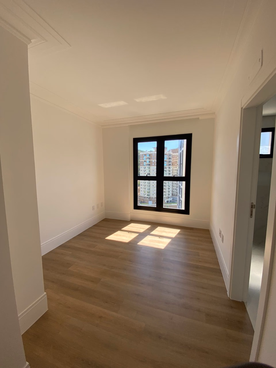 Apartamento 4 suítes em Centro — Centro, Itapema