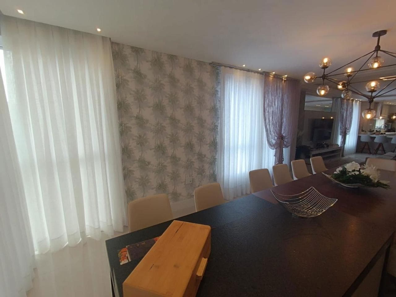 Apartamento 4 suítes em Meia Praia — Meia Praia, Itapema