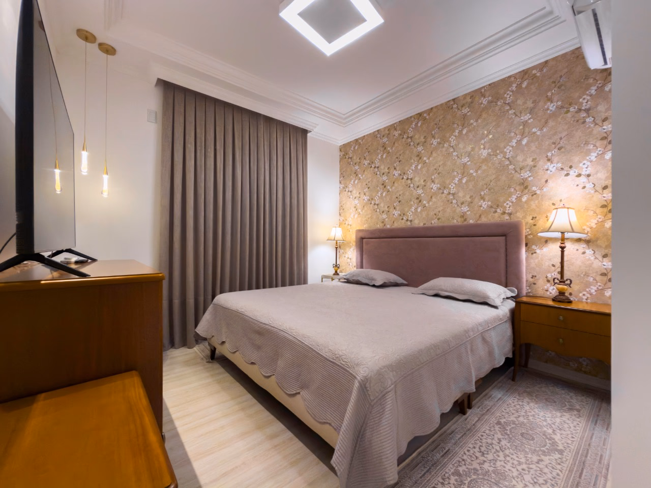 Apartamento 4 suítes em Meia Praia — Meia Praia, Itapema