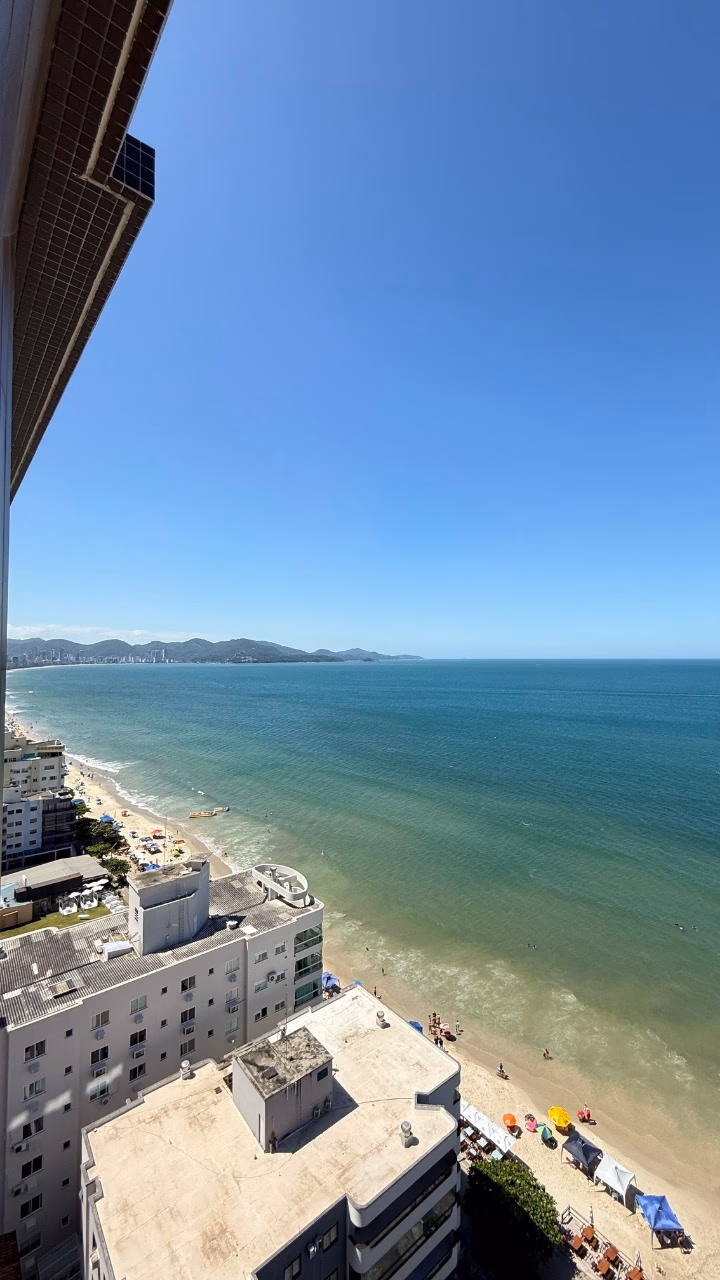 Apartamento 4 suítes em Meia Praia — Meia Praia, Itapema