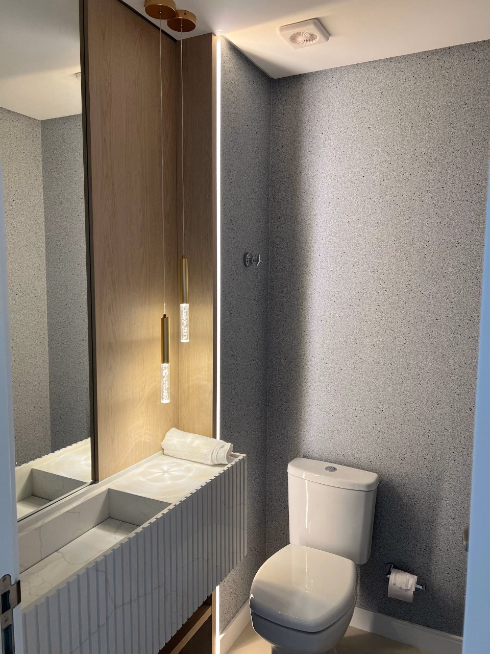 Apartamento 4 suítes em Meia Praia — Meia Praia, Itapema
