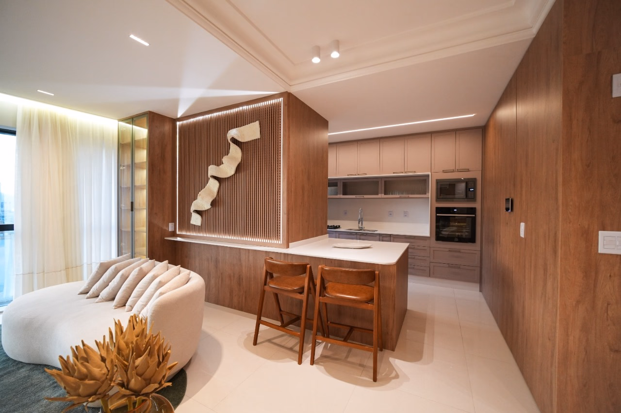 Apartamento 4 suítes em Meia Praia — Meia Praia, Itapema