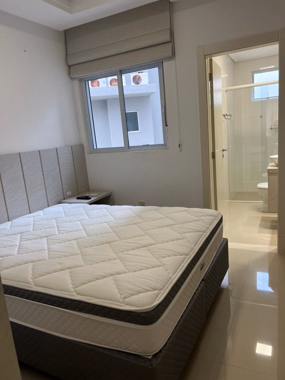 Apartamento 3 suítes em Meia Praia — Meia Praia, Itapema