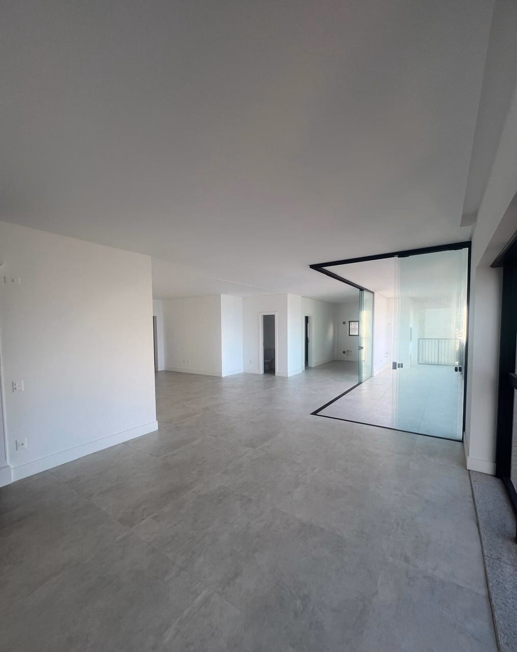 Apartamento 4 suítes em Centro — Centro, Itapema