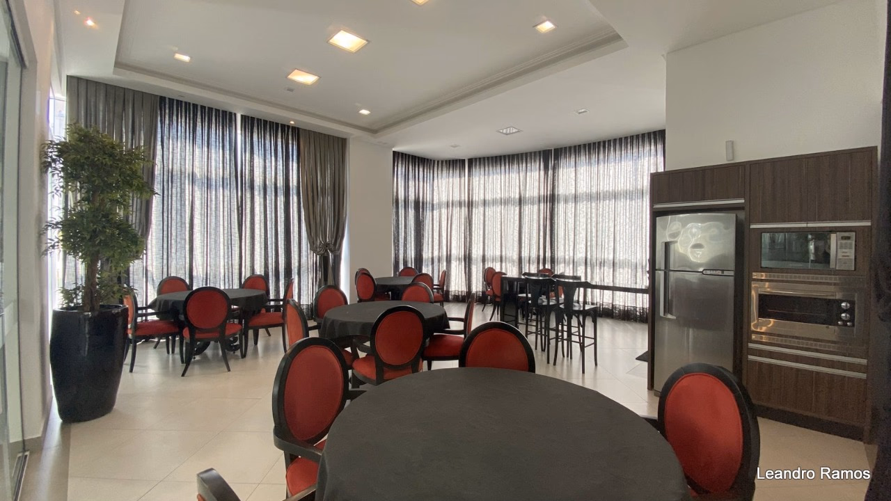 Sala comercial em Meia Praia — Meia Praia, Itapema