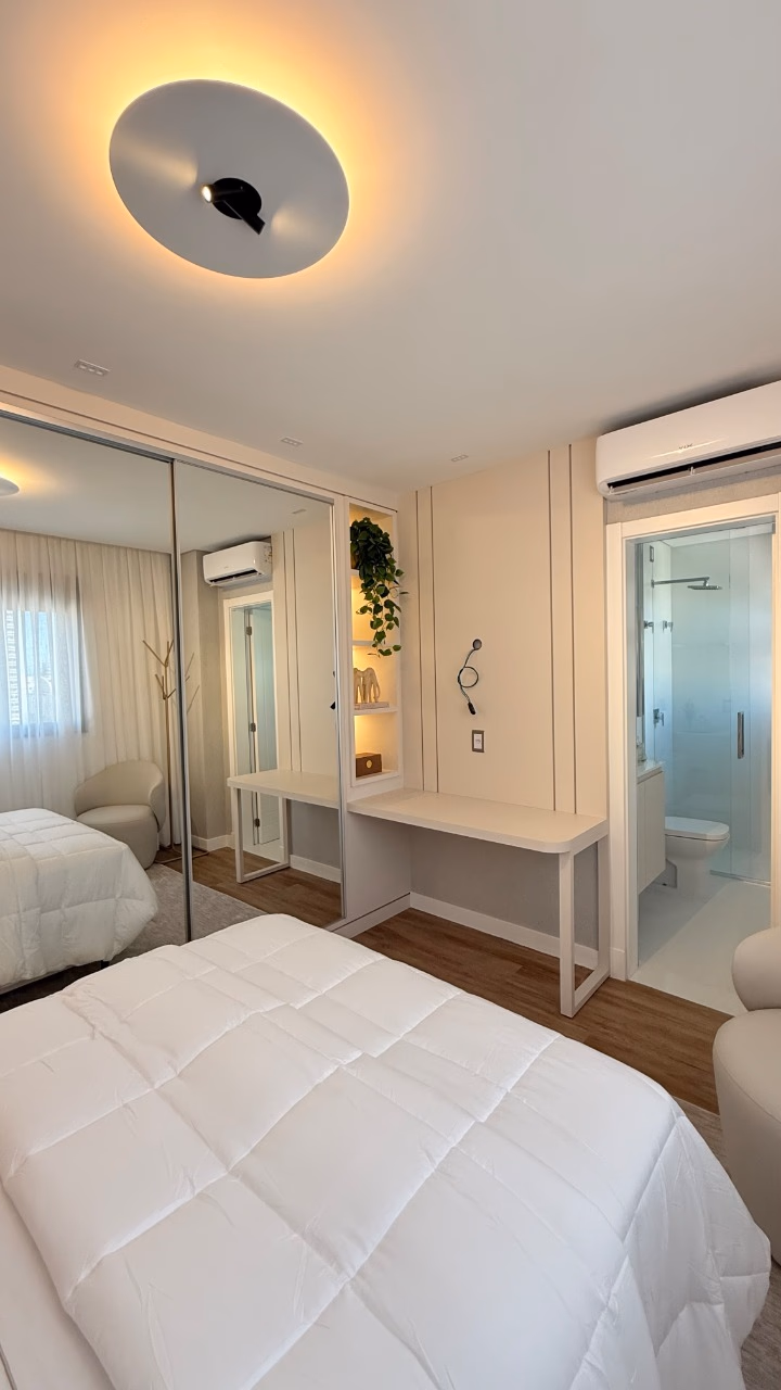 Apartamento 3 suítes em Meia Praia — Meia Praia, Itapema