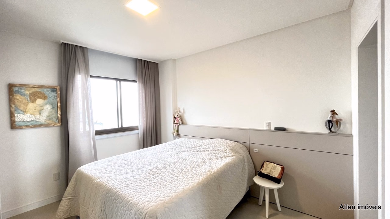 Apartamento 2 suítes em Meia Praia — Meia Praia, Itapema