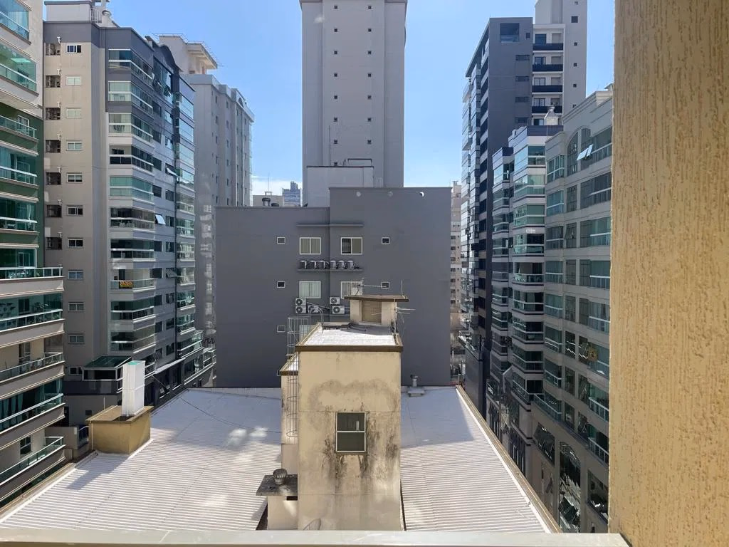 Ville de Lyon - Rua 242, Bairro Meia Praia, Itapema - SC (9)