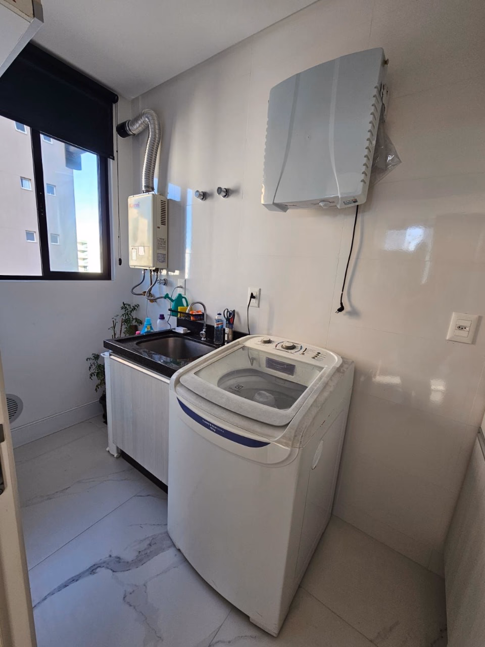 Apartamento 3 suítes em Meia Praia — Meia Praia, Itapema
