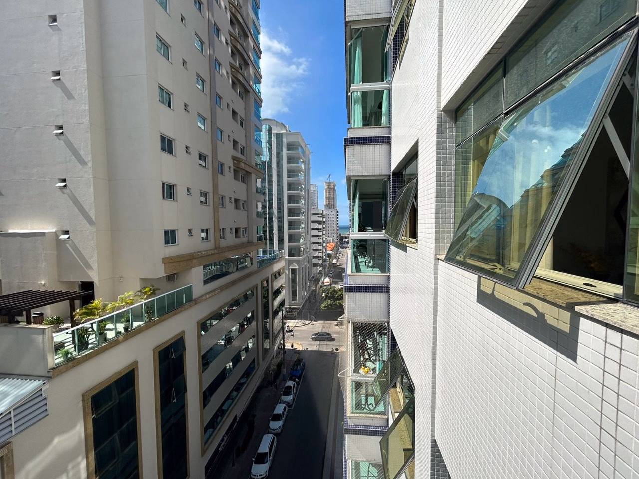 Apartamento 3 suítes em Meia Praia — Meia Praia, Itapema