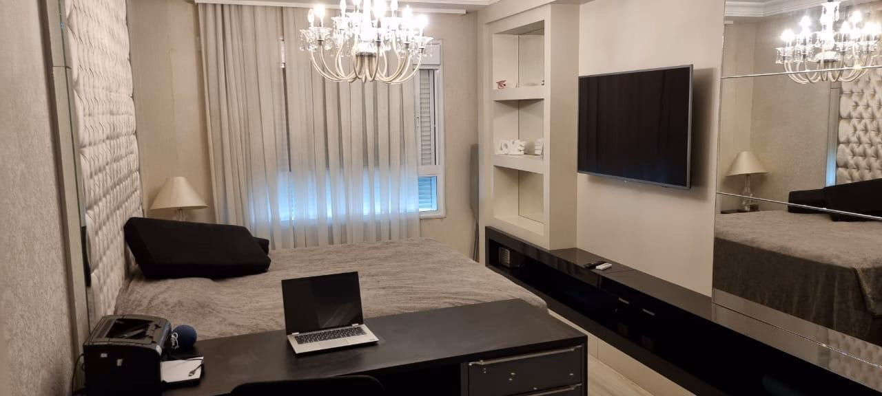 Apartamento 4 suítes em Meia Praia — Meia Praia, Itapema