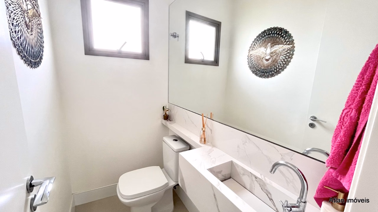 Apartamento 2 suítes em Meia Praia — Meia Praia, Itapema