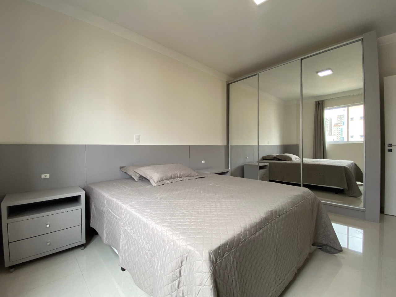 Apartamento 4 quartos em Meia Praia — Meia Praia, Itapema