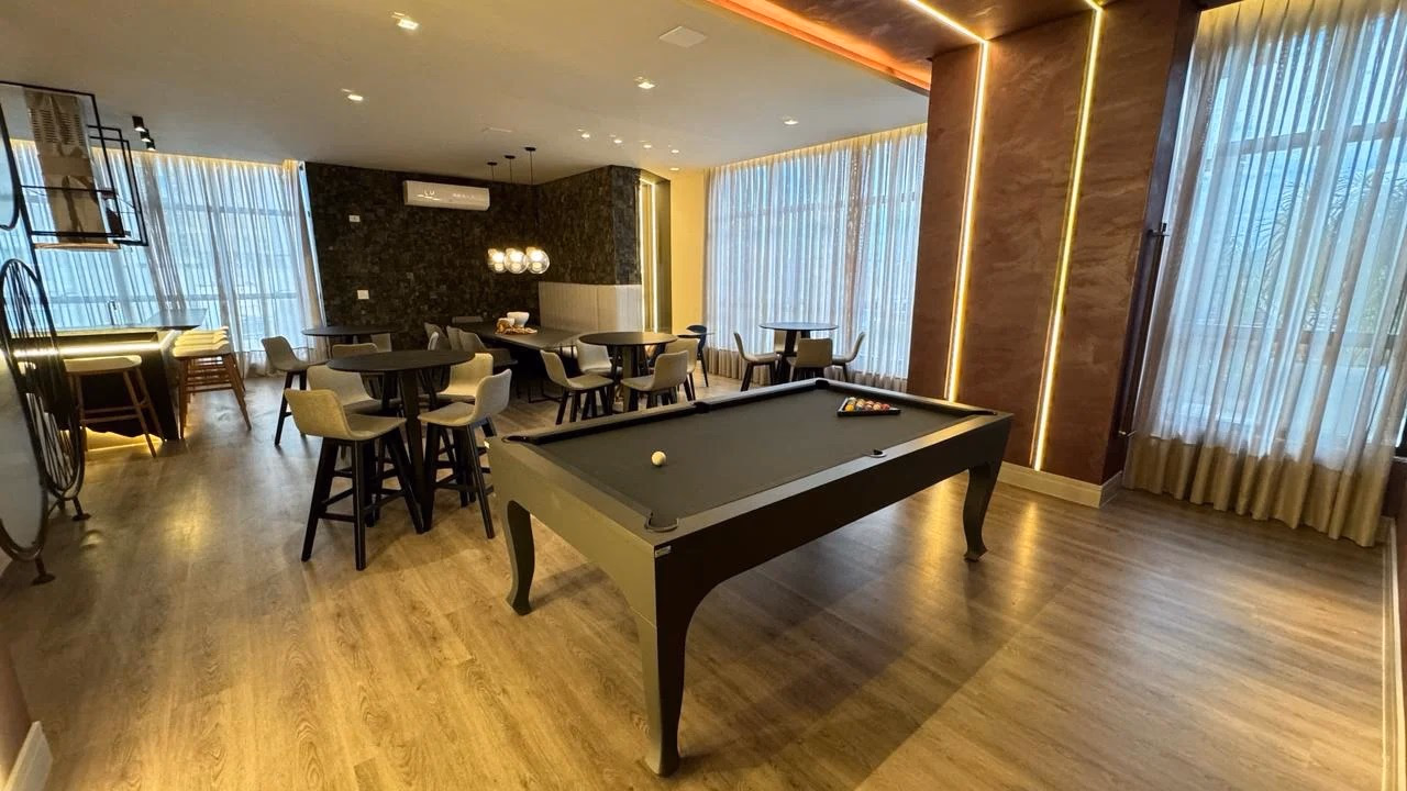 Residencial Zurich, Rua 212, Bairro Meia Praia, Itapema - SC (14)