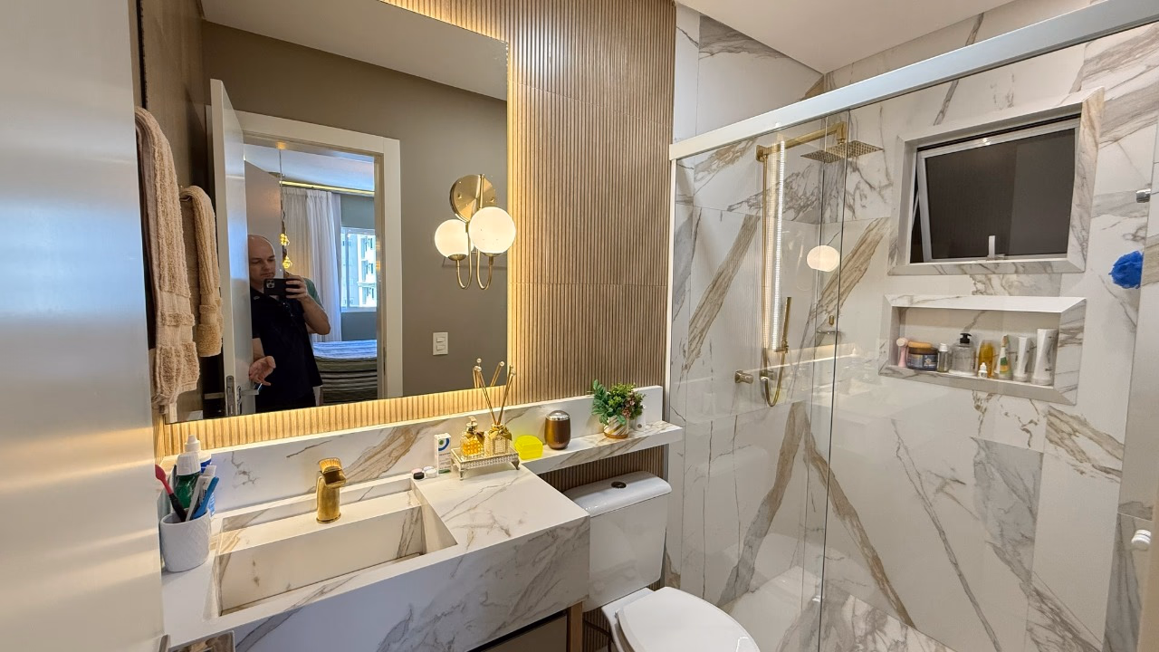 Apartamento 3 suítes em Meia Praia — Meia Praia, Itapema
