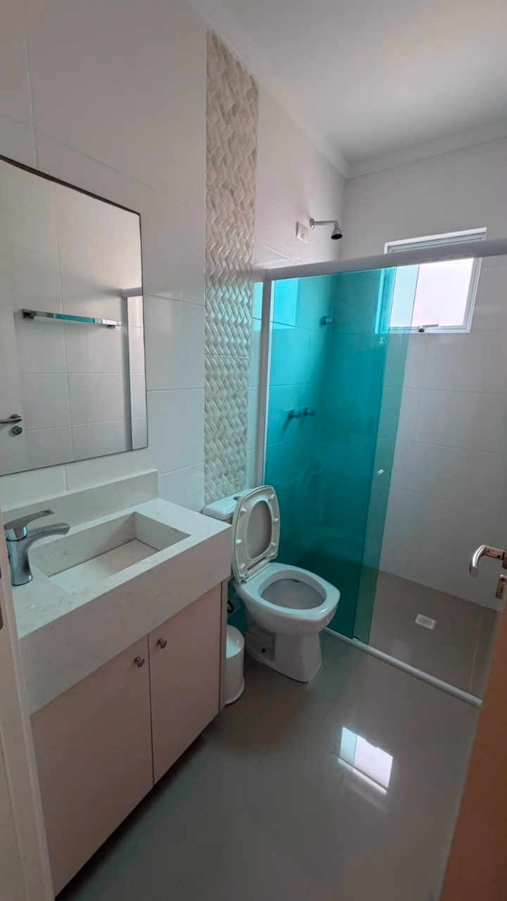 Apartamento 4 suítes em Meia Praia — Meia Praia, Itapema