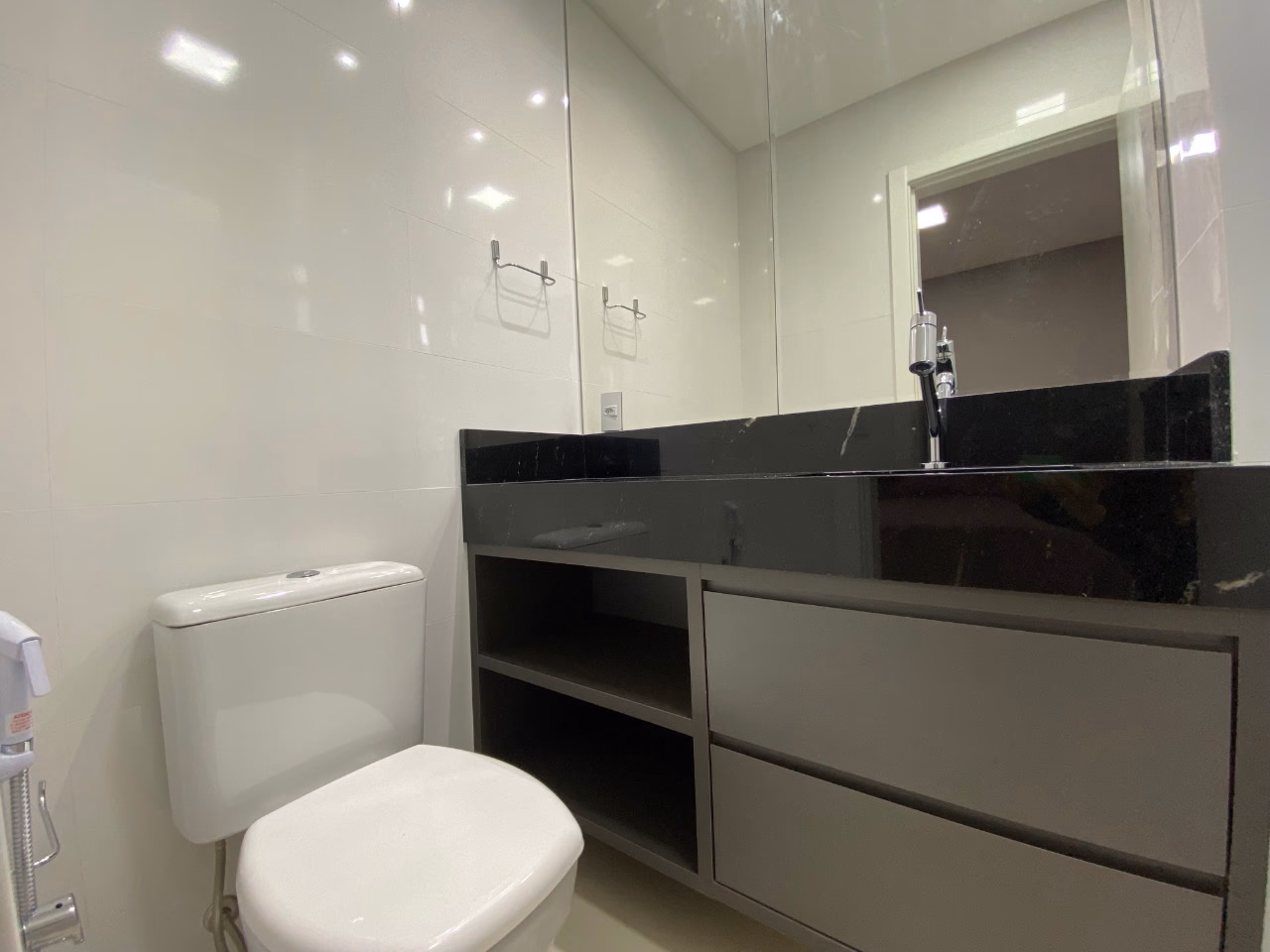 Apartamento 3 suítes em Meia Praia — Meia Praia, Itapema