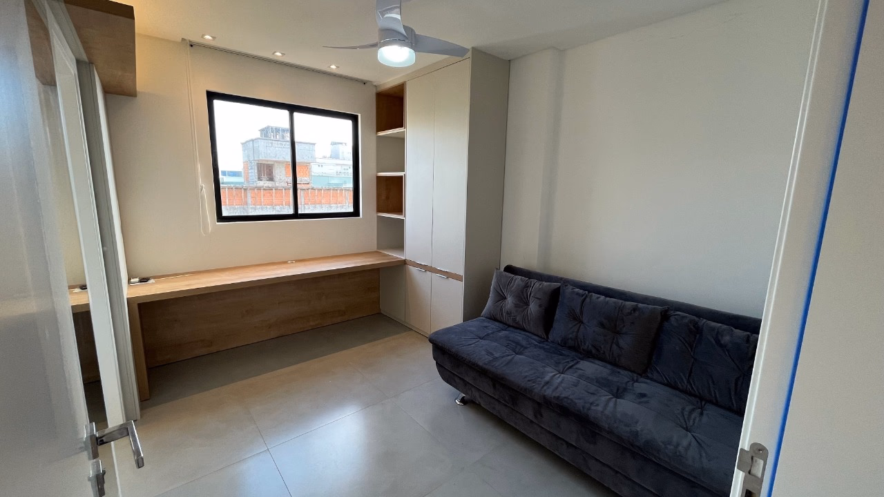 Apartamento 4 suítes em Meia Praia — Meia Praia, Itapema