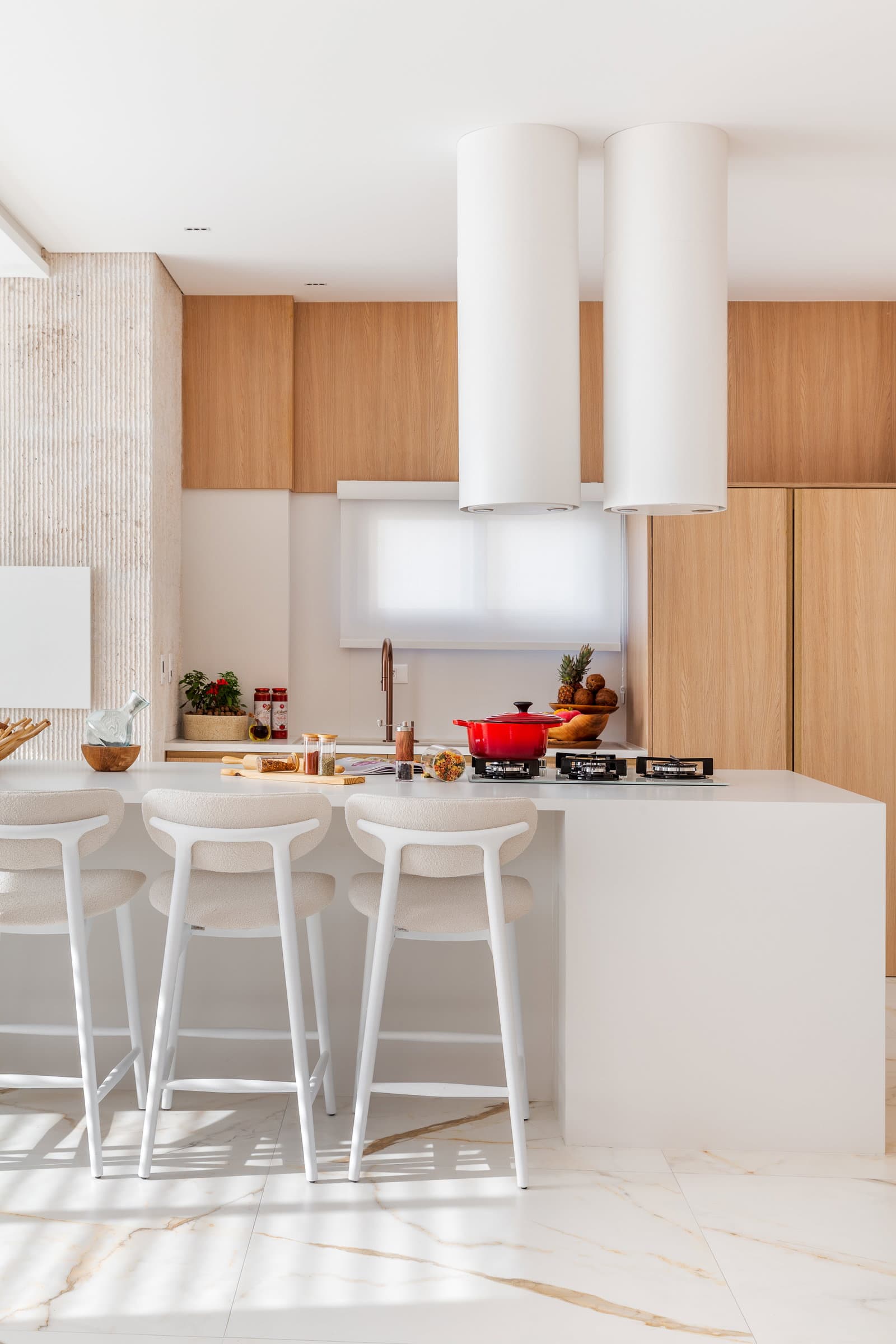 Apartamento 4 suítes em Meia Praia — Meia Praia, Itapema