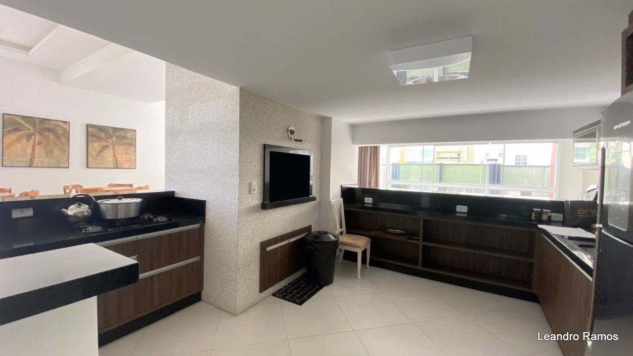 Sala comercial em Meia Praia — Meia Praia, Itapema