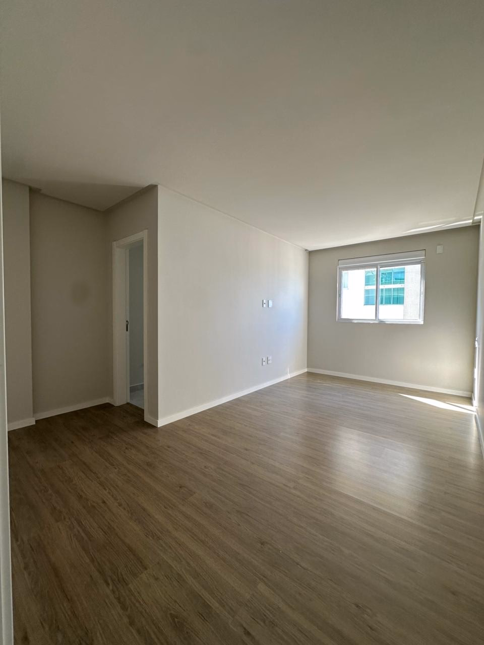 Apartamento 4 suítes em Meia Praia — Meia Praia, Itapema