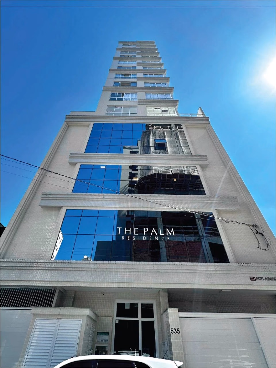 The Palm Residence — Meia Praia