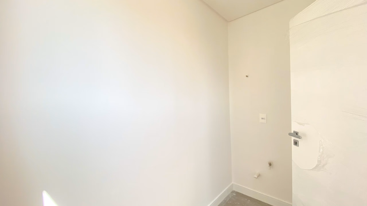Apartamento 3 suítes em Meia Praia — Meia Praia, Itapema
