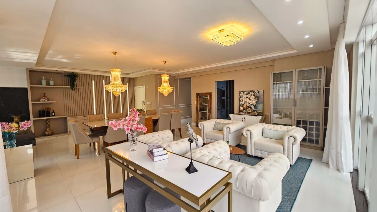 Apartamento 4 suítes em Meia Praia — Meia Praia, Itapema
