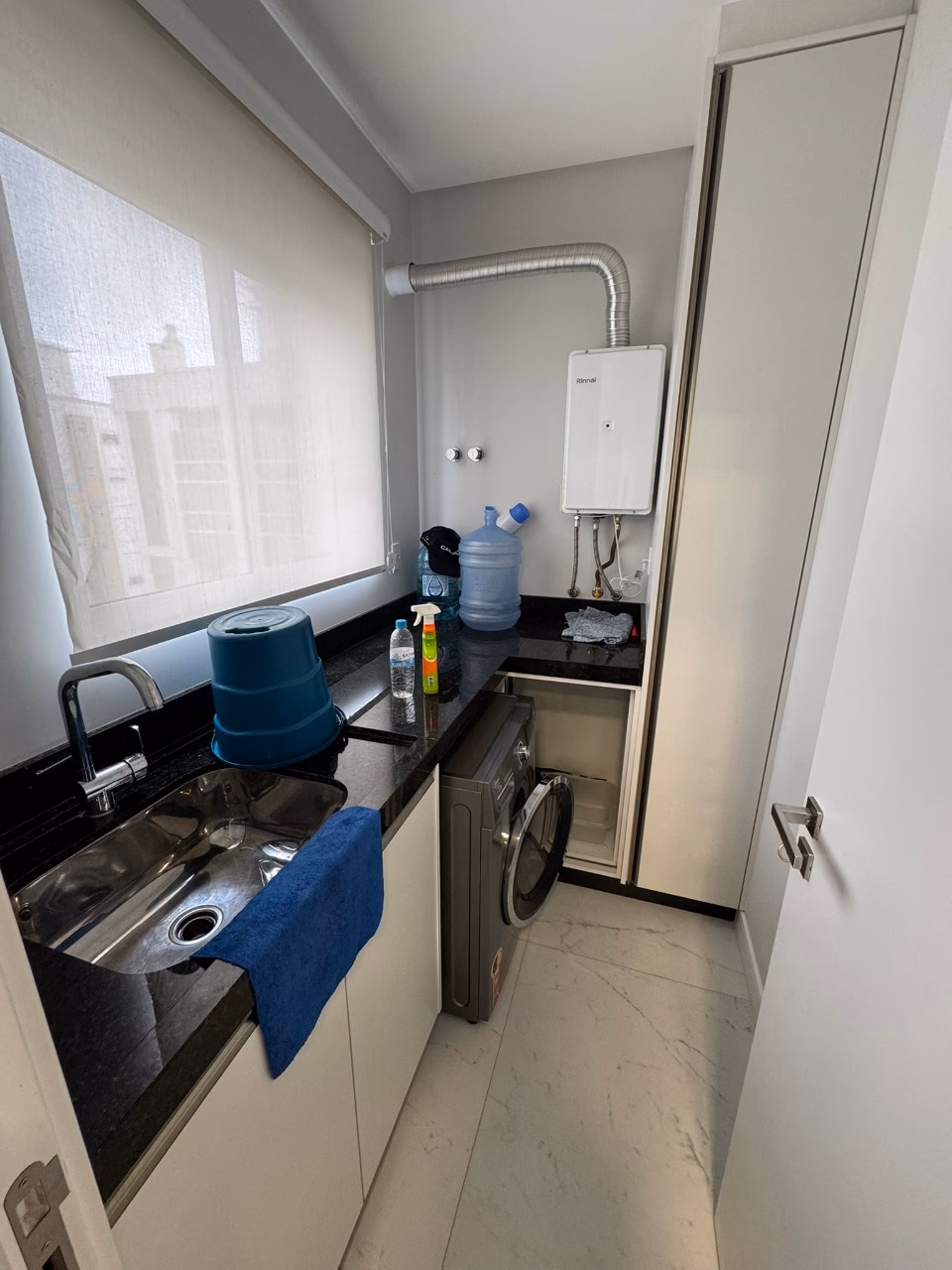 Apartamento 4 suítes em Meia Praia — Meia Praia, Itapema