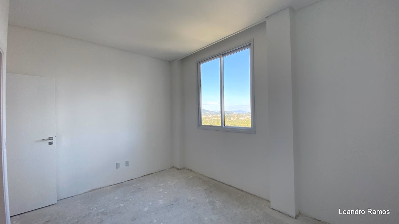 Apartamento 4 suítes em Meia Praia — Meia Praia, Itapema