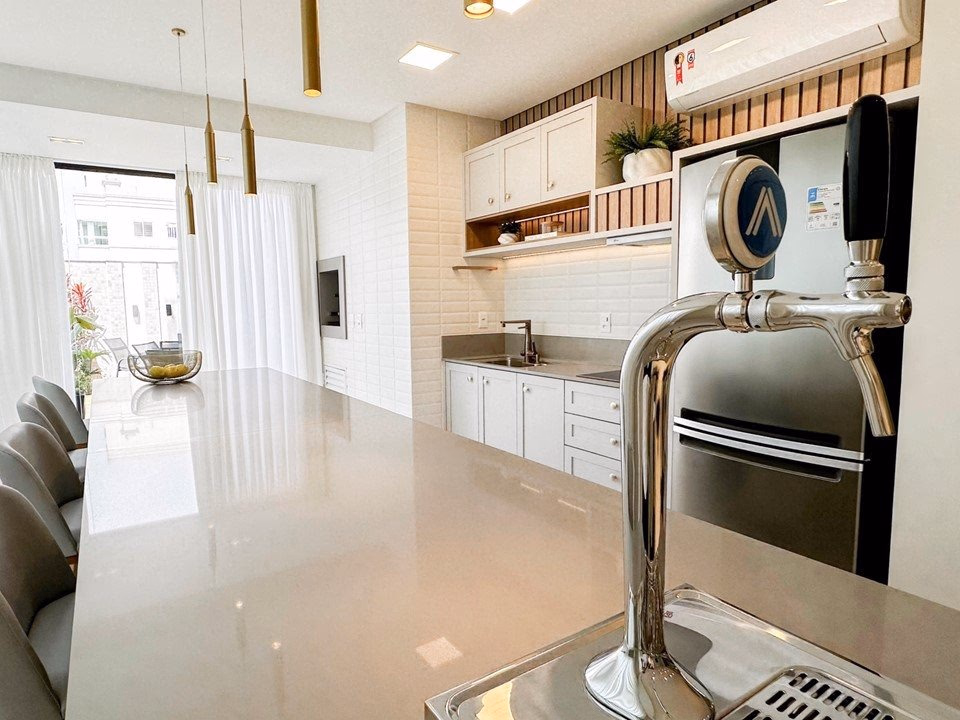 Residencial Long Beach, Rua 240, Bairro Meia Praia, Itapema - SC (8)