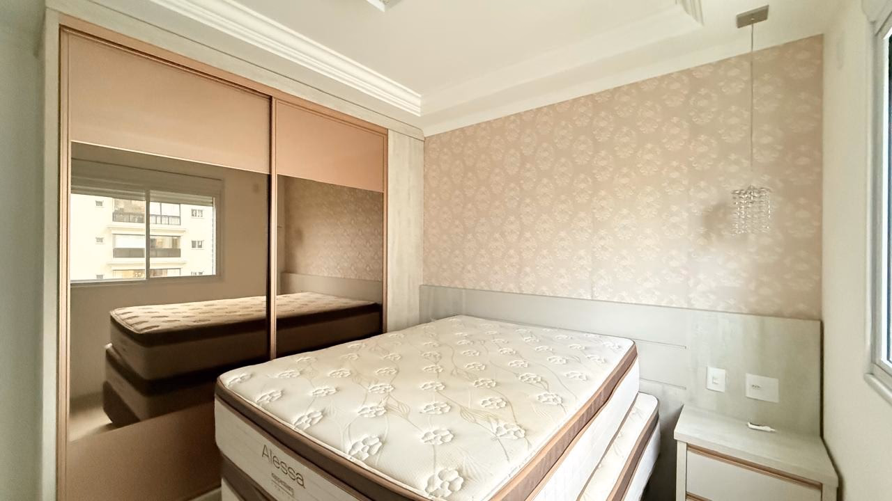 Apartamento 4 suítes em Meia Praia — Meia Praia, Itapema