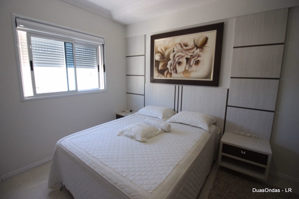Apartamento 3 suítes em Meia Praia — Meia Praia, Itapema