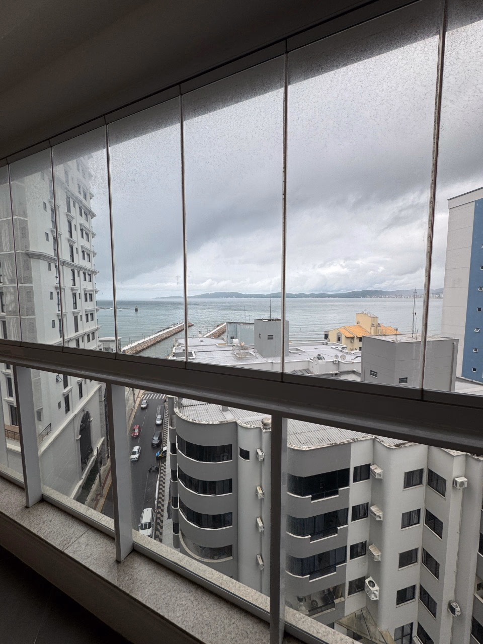 Apartamento 3 suítes em Centro — Centro